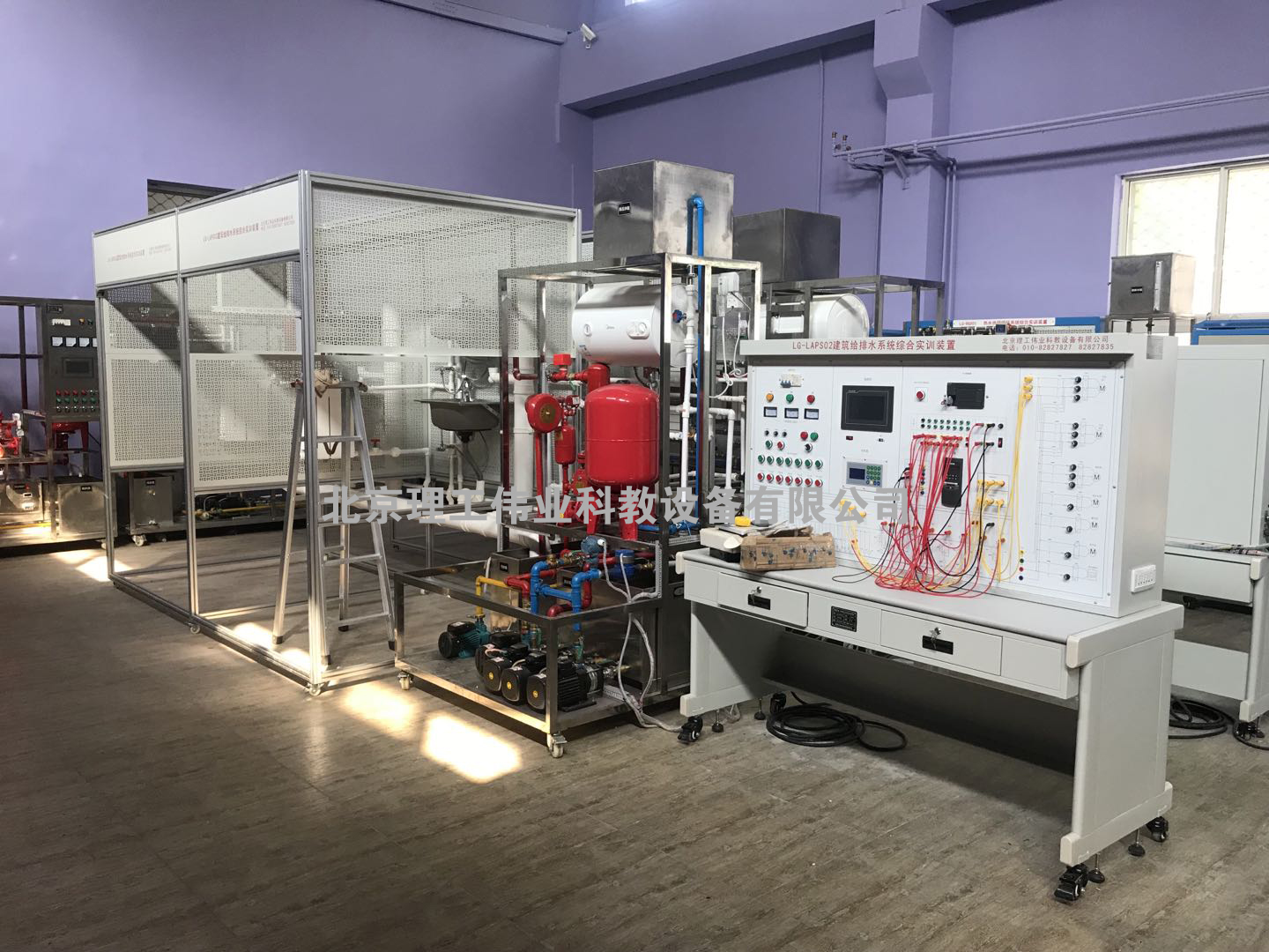 建筑給排水系統(tǒng)綜合安裝調(diào)試實訓(xùn)平臺