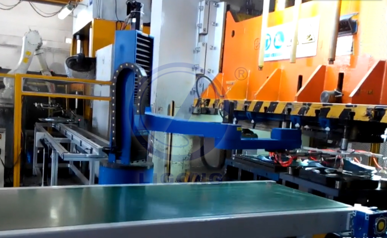 搬運(yùn)工業(yè)機(jī)器人